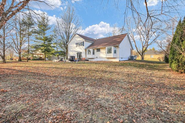 880 Stevens Creek Lane, Forsyth, IL 62535