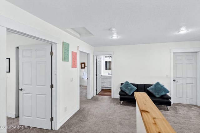676 S Rena RD, Oldtown, ID 83822