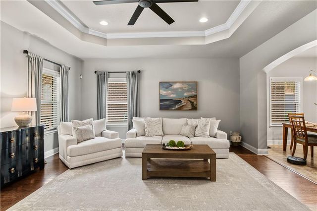 1114 Mcmurray Place W, Mobile, AL 36609