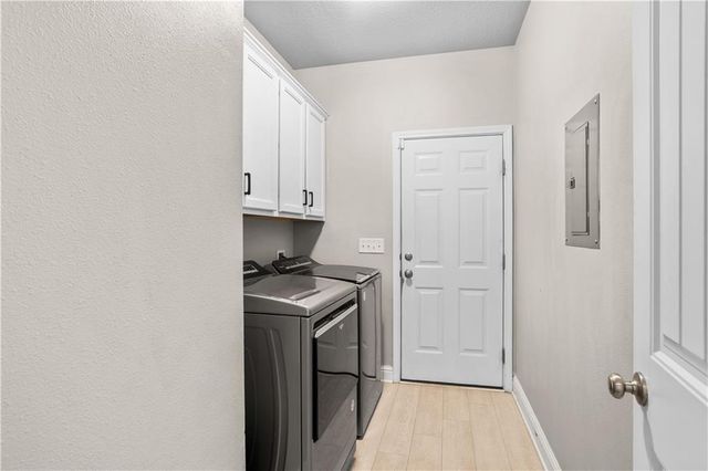 1114 Mcmurray Place W, Mobile, AL 36609