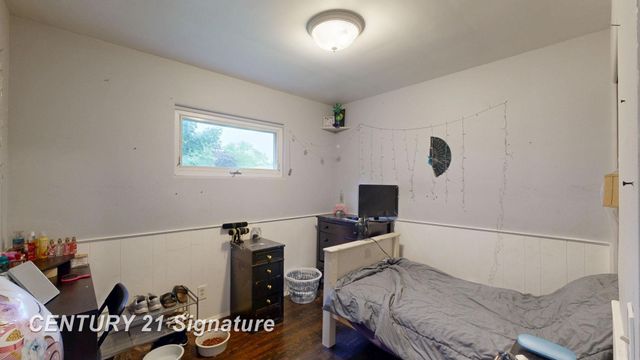 433 Crestview Street, Flushing, MI 48433