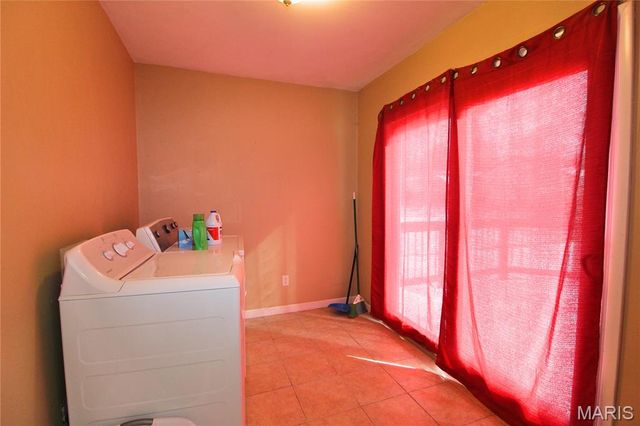 1425 Wabash Avenue, Belleville, IL 62220