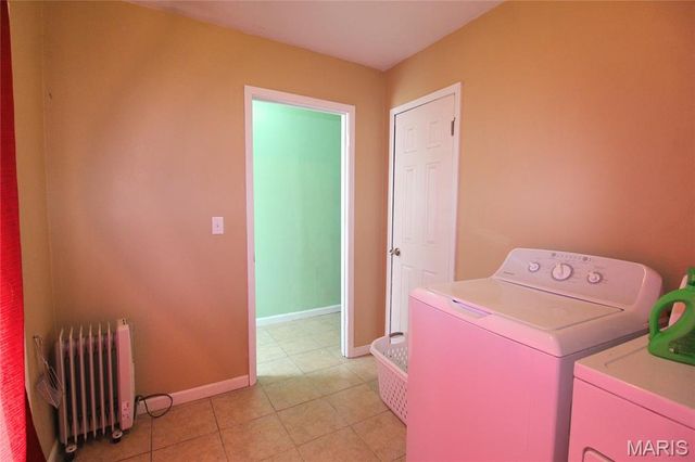 1425 Wabash Avenue, Belleville, IL 62220