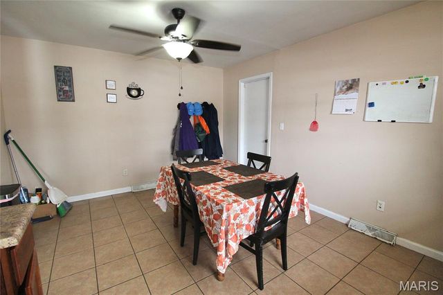 1425 Wabash Avenue, Belleville, IL 62220