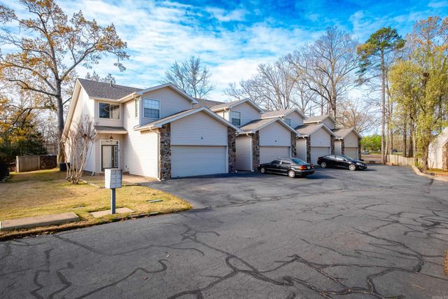 5 Fairway Woods Circle, Maumelle, AR 72113