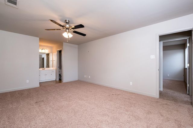 5 Fairway Woods Circle, Maumelle, AR 72113