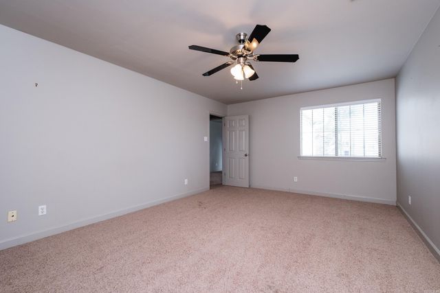 5 Fairway Woods Circle, Maumelle, AR 72113