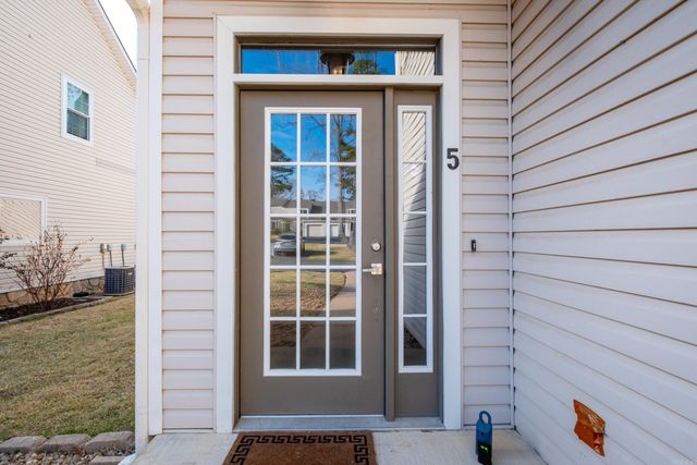 5 Fairway Woods Circle, Maumelle, AR 72113