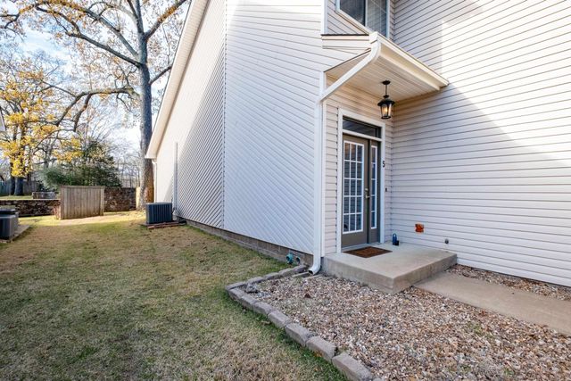 5 Fairway Woods Circle, Maumelle, AR 72113