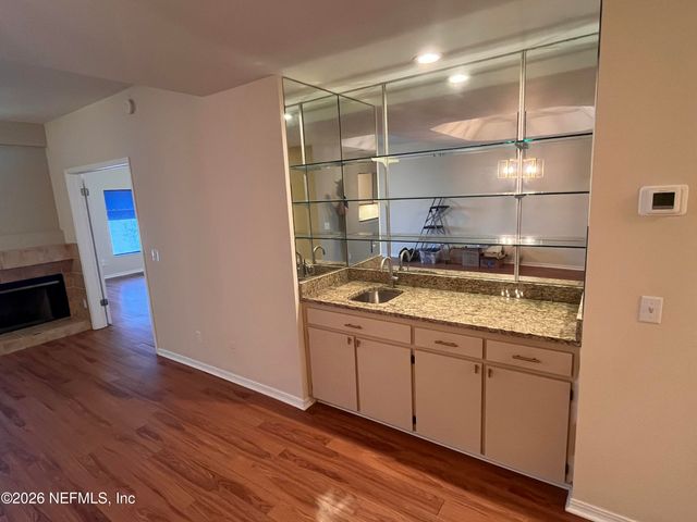 3820 LAVISTA Circle 113, Jacksonville, FL 32217