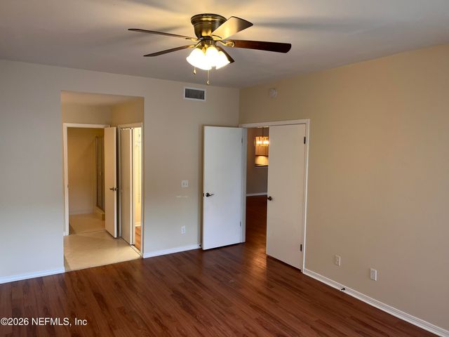 3820 LAVISTA Circle 113, Jacksonville, FL 32217