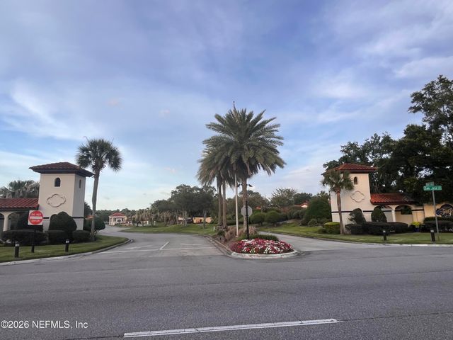 3820 LAVISTA Circle 113, Jacksonville, FL 32217