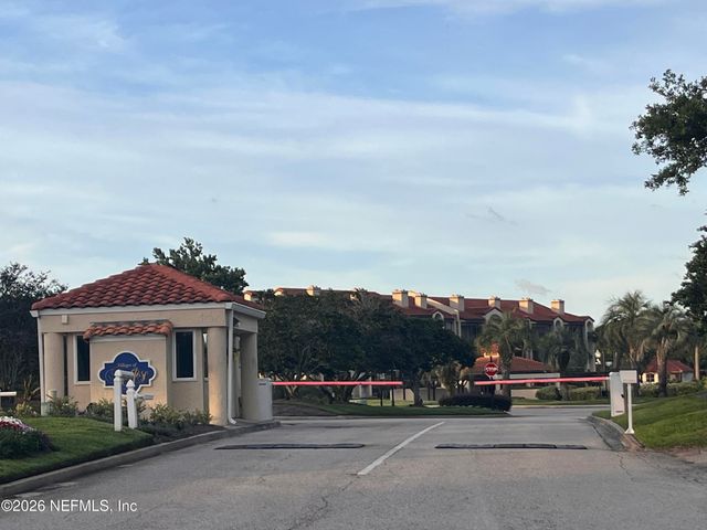 3820 LAVISTA Circle 113, Jacksonville, FL 32217