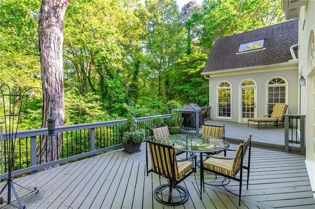 3 Powers Chase Circle, Atlanta, GA 30327