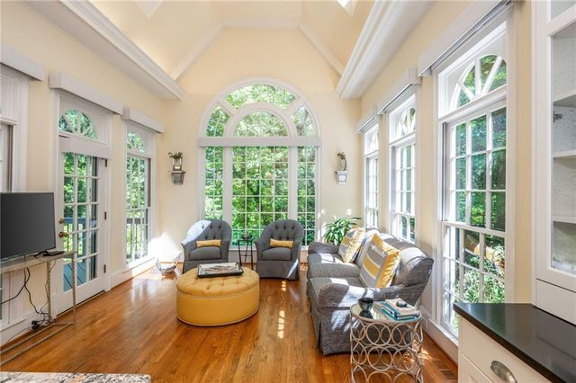 3 Powers Chase Circle, Atlanta, GA 30327