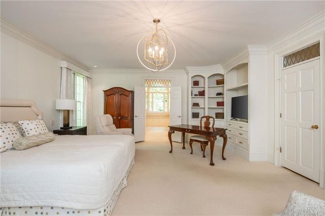 3 Powers Chase Circle, Atlanta, GA 30327