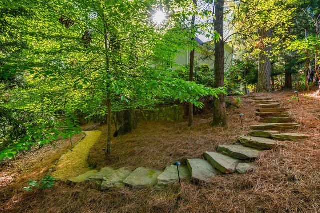 3 Powers Chase Circle, Atlanta, GA 30327
