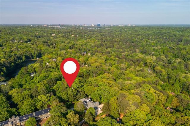 3 Powers Chase Circle, Atlanta, GA 30327