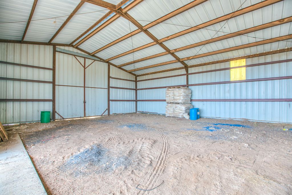 Image 25 of property listing at 17342 Farm To Market 1929, Miles, TX 76861