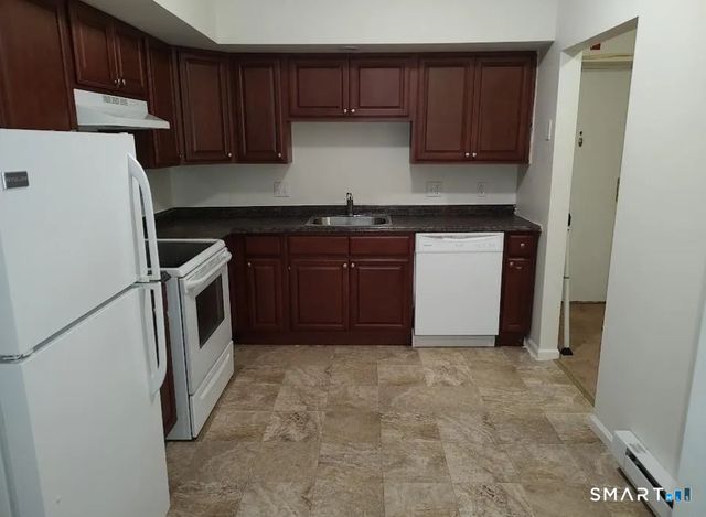 79 Claudia Drive APT 149, West Haven, CT 06516