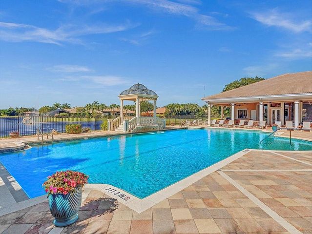 7614 Via Grande, Boynton Beach, FL 33437