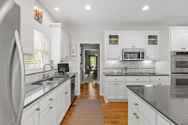 11334 Parkside Trail, Dayton, MN 55369