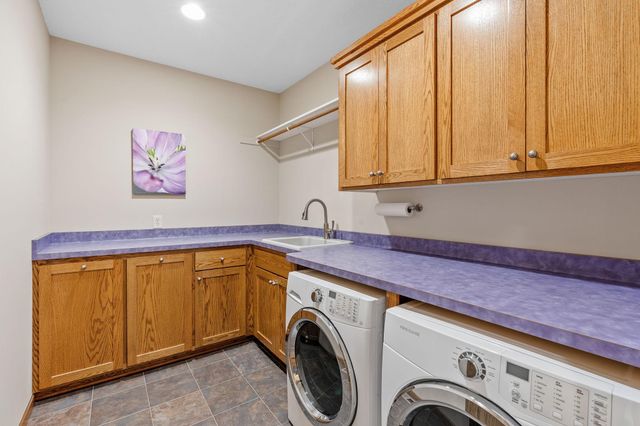 11334 Parkside Trail, Dayton, MN 55369