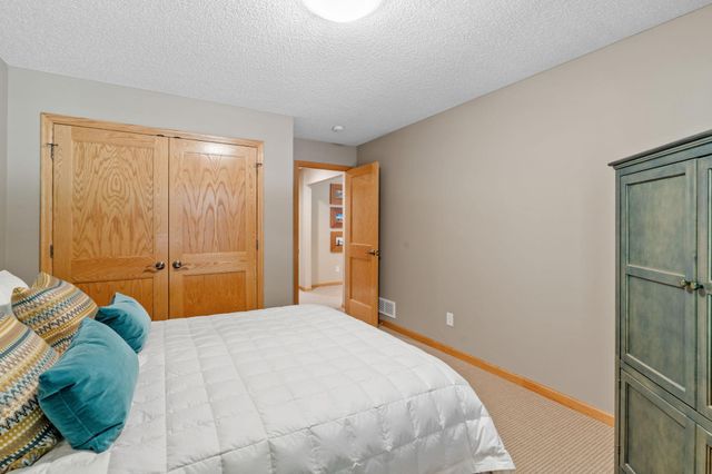 11334 Parkside Trail, Dayton, MN 55369
