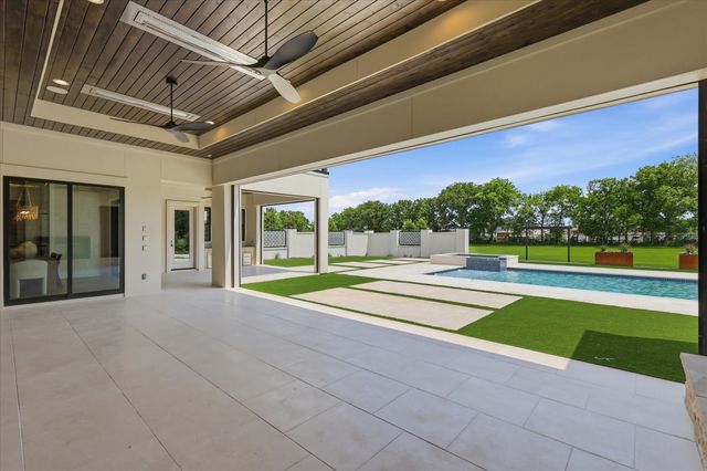 1418 Clydesdale Road, Bartonville, TX 76226