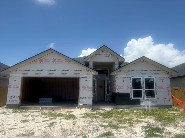 1814 Clapper Rail Dr, Portland, TX 78374