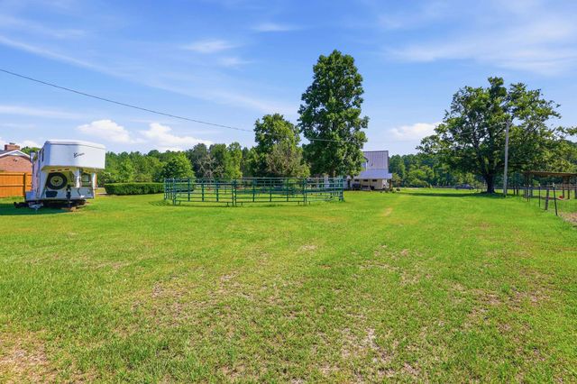 1361 Highway 521, Andrews, SC 29510