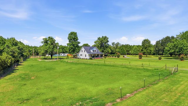 1361 Highway 521, Andrews, SC 29510