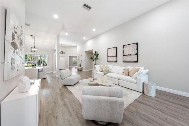 2587 Jardin Ct 0, Weston, FL 33327