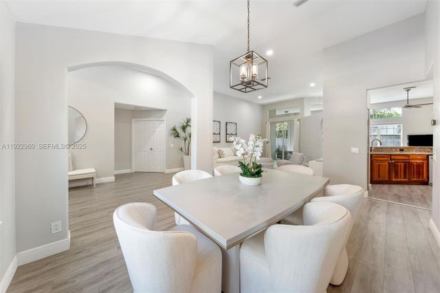 2587 Jardin Ct 0, Weston, FL 33327