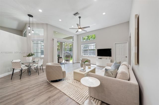 2587 Jardin Ct 0, Weston, FL 33327