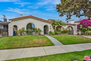 4126 S Bronson Avenue, Los Angeles, CA 90008