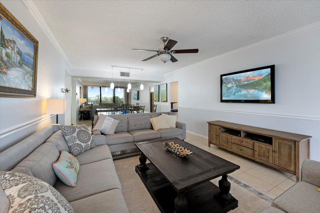 225 Beach Road Road 303, Tequesta, FL 33469