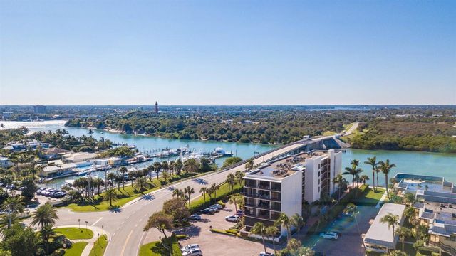 225 Beach Road Road 303, Tequesta, FL 33469