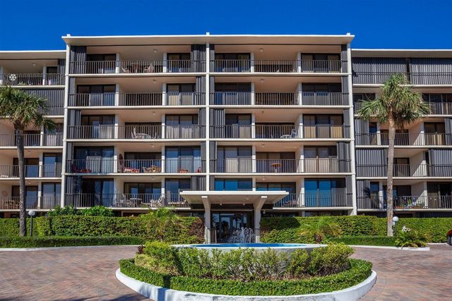 225 Beach Road Road 303, Tequesta, FL 33469