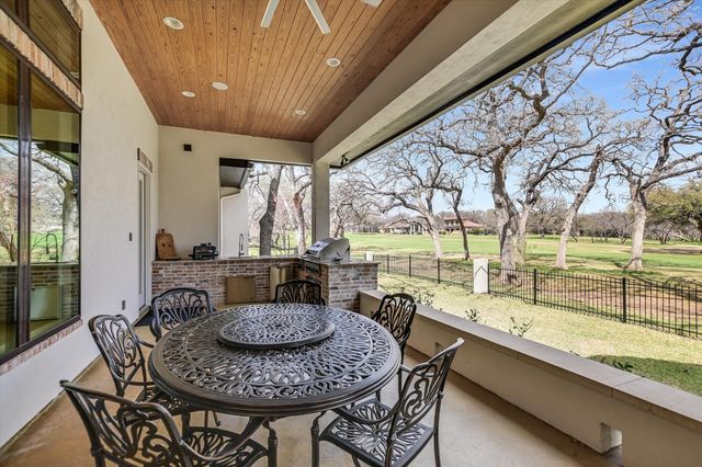 1005 Cats Eye, Horseshoe Bay, TX 78657
