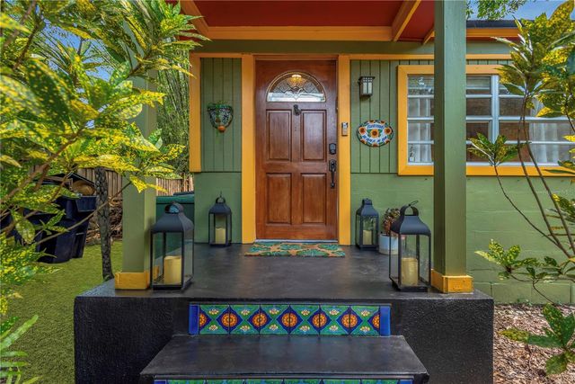 1427 E POWHATAN AVENUE, Tampa, FL 33604