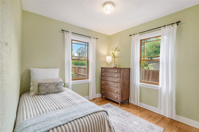 1427 E POWHATAN AVENUE, Tampa, FL 33604