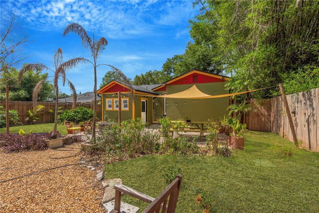 1427 E POWHATAN AVENUE, Tampa, FL 33604