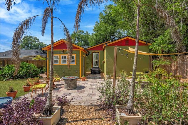 1427 E POWHATAN AVENUE, Tampa, FL 33604