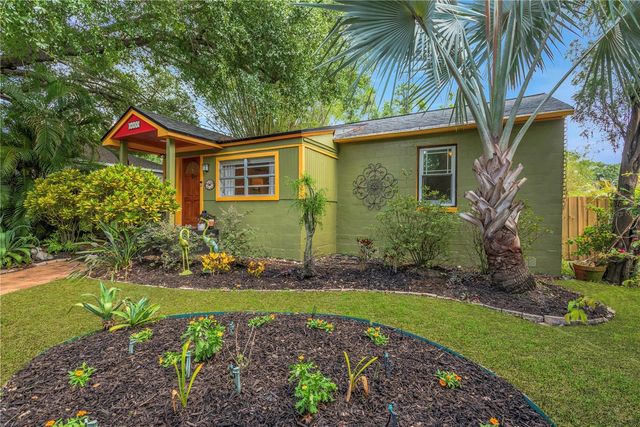 1427 E POWHATAN AVENUE, Tampa, FL 33604