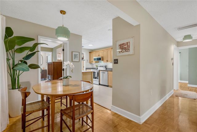 1427 E POWHATAN AVENUE, Tampa, FL 33604