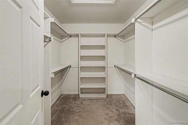 2325 Cristina Anne Court, Howell, MI 48855