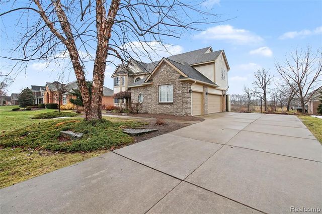 2325 Cristina Anne Court, Howell, MI 48855