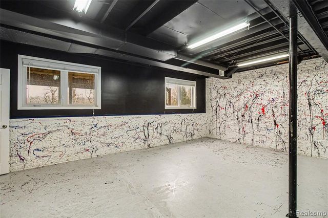 2325 Cristina Anne Court, Howell, MI 48855