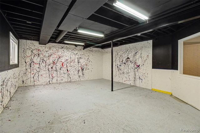 2325 Cristina Anne Court, Howell, MI 48855